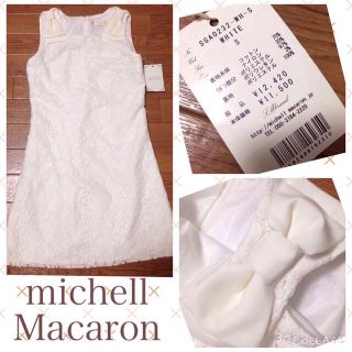 ミシェルマカロン(michellMacaron)の新品タグ付き♡肩リボン花柄ホワイトワンピ(ミニワンピース)