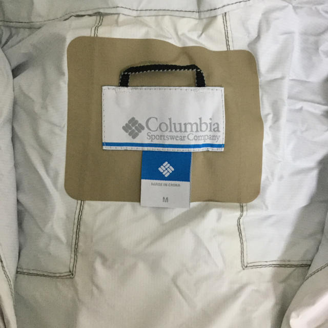 Columbia(コロンビア)の【新品・未使用】コロンビア レインスーツ Mサイズ 上下セット スポーツ/アウトドアのアウトドア(その他)の商品写真