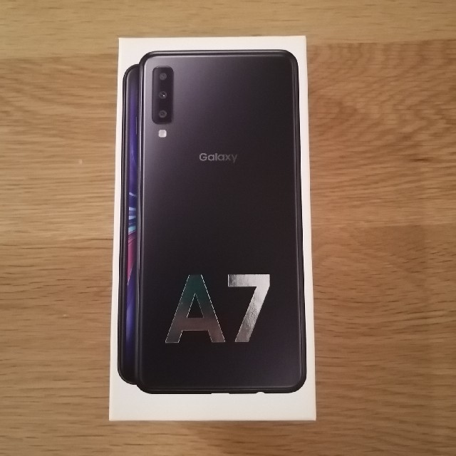 【新品未使用】SAMSUNG Galaxy A7 SIMフリー約168gディスプレイ