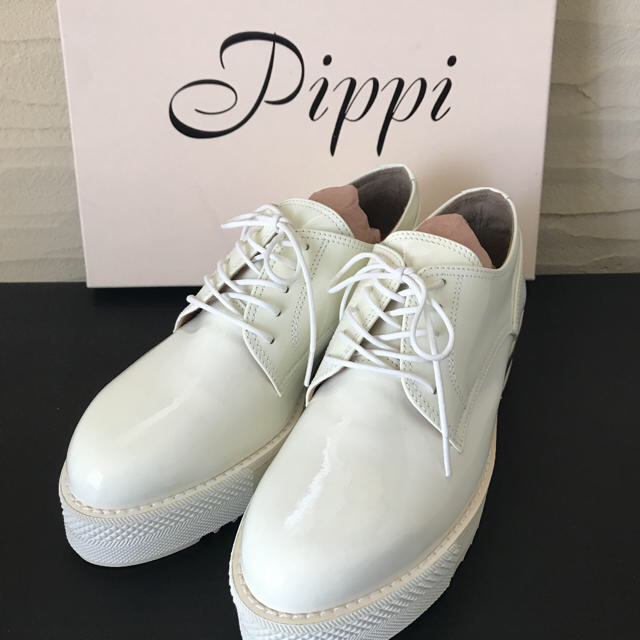 全商品オープニング価格！ Pippi - pippi ︎エナメルレースアップシューズ ローファー+革靴 - www.pvn.gob.pe