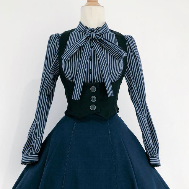 ATELIER BOZ(アトリエボズ)のSheglit クラシカルストライプブラウス NAVY レディースのトップス(シャツ/ブラウス(長袖/七分))の商品写真