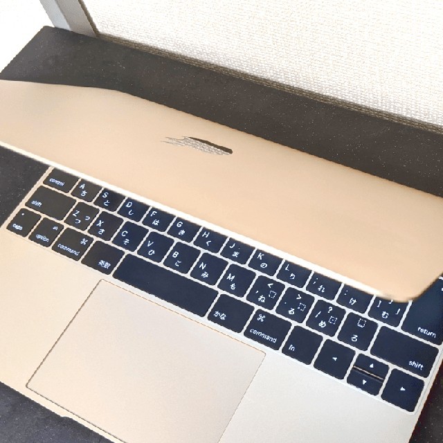 12インチ MacBook (2016) 8Gメモリ 512GB ゴールド 1