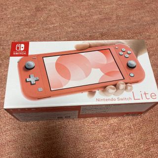 ニンテンドースイッチ(Nintendo Switch)のNintendo switch  lite コーラルピンク　新品未使用　即日発送(家庭用ゲーム機本体)