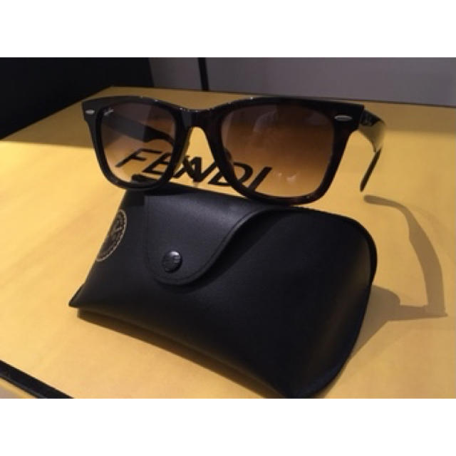 Ray-Ban レイバン　サングラス52口22