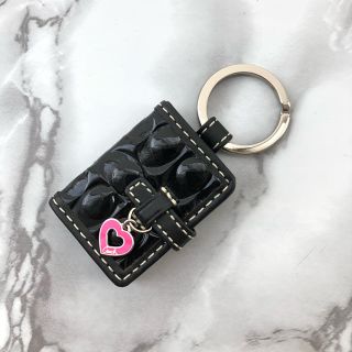 コーチ(COACH)の【新品】コーチcoach手帳型キーホルダーエナメル　ブラック(キーホルダー)