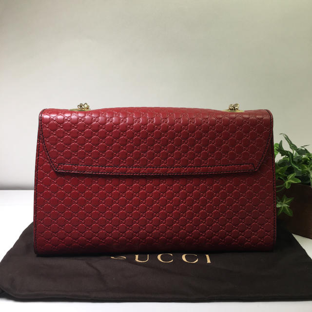 Gucci(グッチ)の定価20万✨Sランク✨GUCCI エミリー　チェーンショルダーバッグ レディースのバッグ(ショルダーバッグ)の商品写真