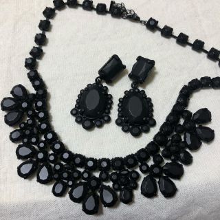 エモダ(EMODA)のEMODA  ピアス　ネックレス　(ネックレス)