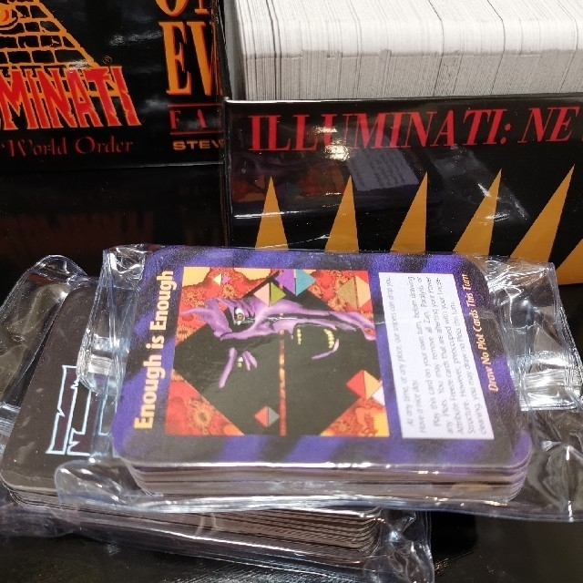 イルミナティカード 全種類450枚 + 拡張カード84枚 ILLUMINATIの通販
