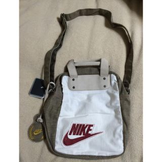 ナイキ(NIKE)のナイキバック(メッセンジャーバッグ)