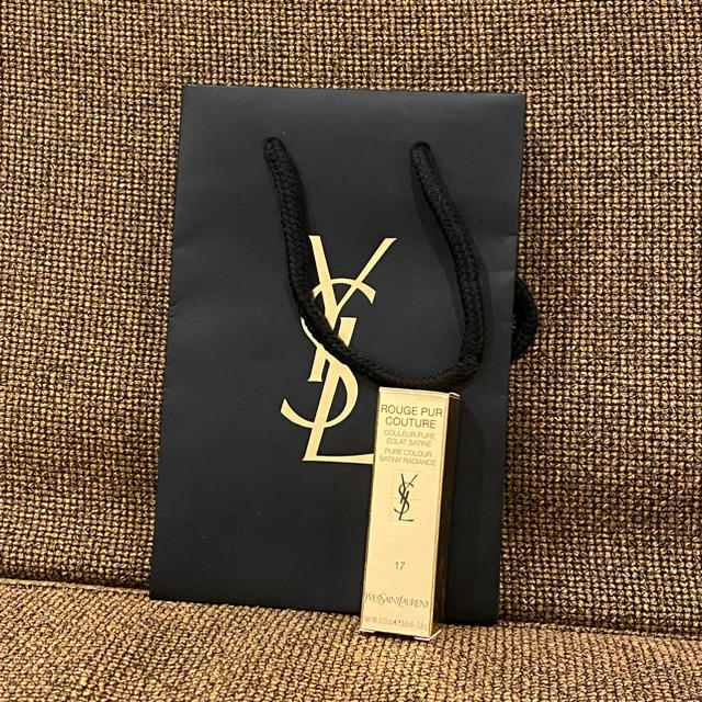 Yves Saint Laurent Beaute(イヴサンローランボーテ)のYSL ルージュピュールクチュール17 コスメ/美容のベースメイク/化粧品(口紅)の商品写真