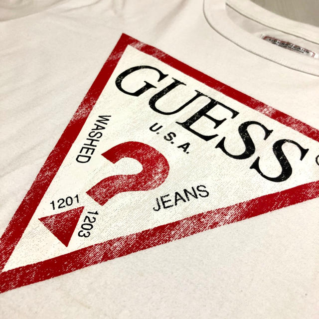 GUESS(ゲス)の週末セール★GUESS (ゲス) デカロゴ　オーバーサイズ　ビッグシルエット　L レディースのトップス(Tシャツ(半袖/袖なし))の商品写真