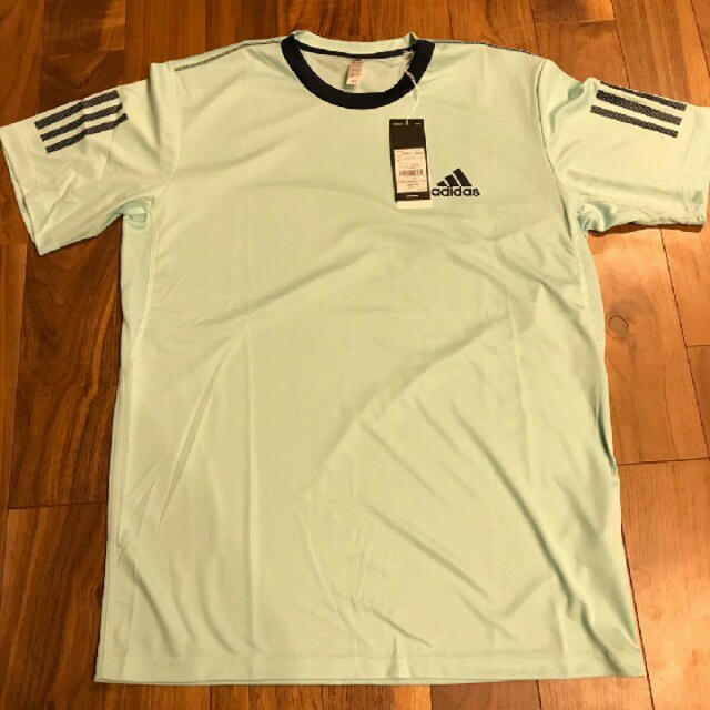 adidas(アディダス)のadidas　Tシャツ メンズのトップス(Tシャツ/カットソー(半袖/袖なし))の商品写真