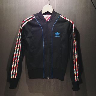 アディダス(adidas)のadidas originalsブルゾン(ブルゾン)