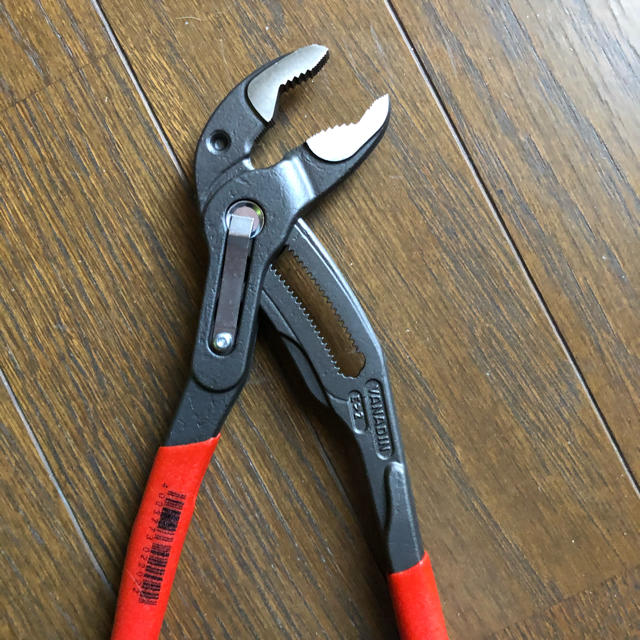 KNIPEX ( クニペックス)8701250ウオーターポンププライヤー スポーツ/アウトドアの自転車(工具/メンテナンス)の商品写真