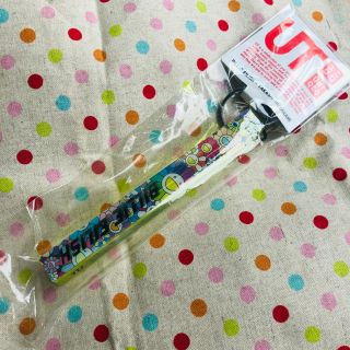 ユニクロ(UNIQLO)のユニクロ　村上隆　キーホルダー(キーホルダー)