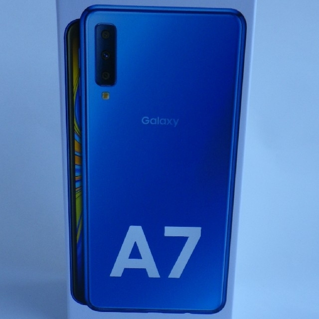 SAMSUNG(サムスン)の新品未開封　送料込　Galaxy A7　ブルー　SIMフリー スマホ/家電/カメラのスマートフォン/携帯電話(スマートフォン本体)の商品写真