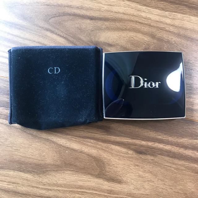 Dior(ディオール)の【最終値下げ】クリスチャンディオール　サンククルールデザイナー　#808 コスメ/美容のベースメイク/化粧品(アイシャドウ)の商品写真