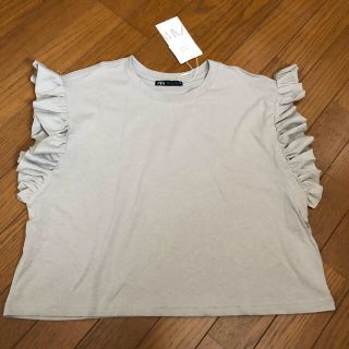 ザラ(ZARA)のZARA トップス(カットソー(半袖/袖なし))