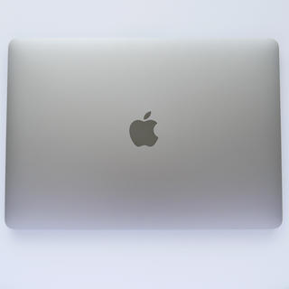 アップル(Apple)の【美品・オマケあり】Macbook Pro 13インチ 2019年モデル(ノートPC)