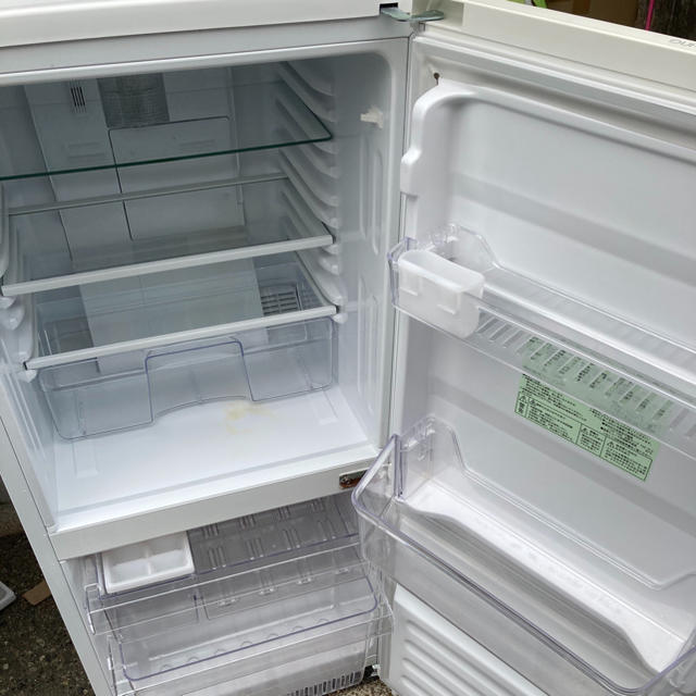 ユーイング　ノンフロン冷凍冷蔵庫 　UR-F110F  2014 年製 110L スマホ/家電/カメラの生活家電(冷蔵庫)の商品写真