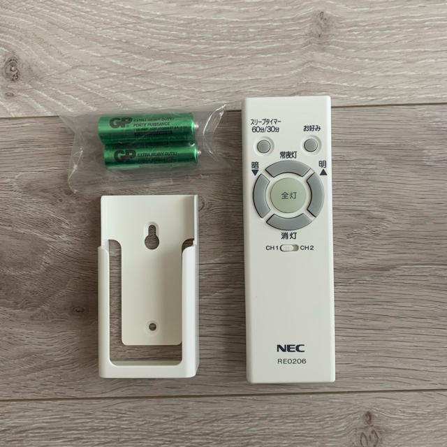 NEC(エヌイーシー)の新品未使用★NEC 照明リモコン RE0206 インテリア/住まい/日用品のライト/照明/LED(天井照明)の商品写真