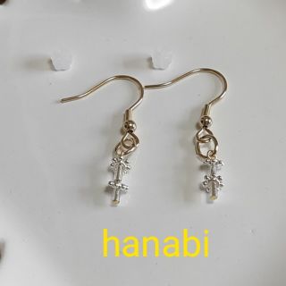 hanabi Aピアス   花シリコンキャッチ付き(ピアス)