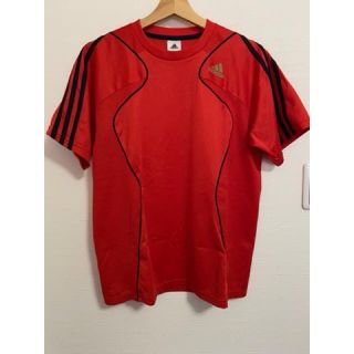 アディダス(adidas)のアディダス Tシャツ 赤(Tシャツ/カットソー(半袖/袖なし))