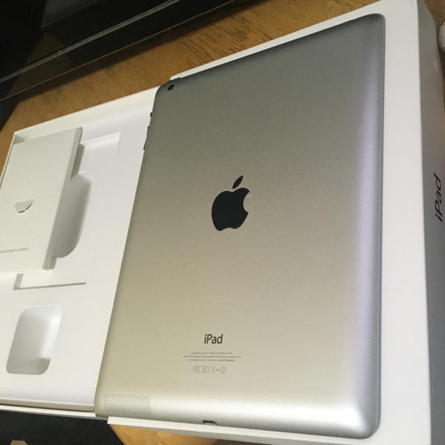 極美品　iPad4 アイパッド第4世代大容量64GB  WiFiモデル　本体のみ