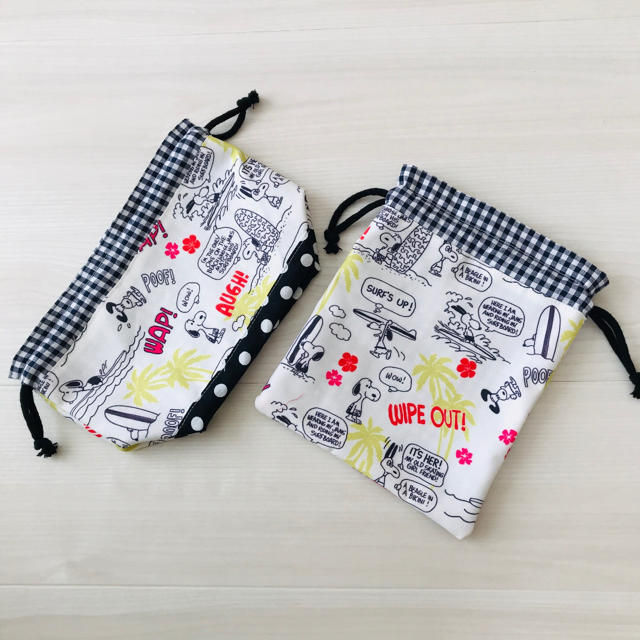 SNOOPY(スヌーピー)の《handmade》お弁当袋　巾着袋セット ハンドメイドのキッズ/ベビー(外出用品)の商品写真