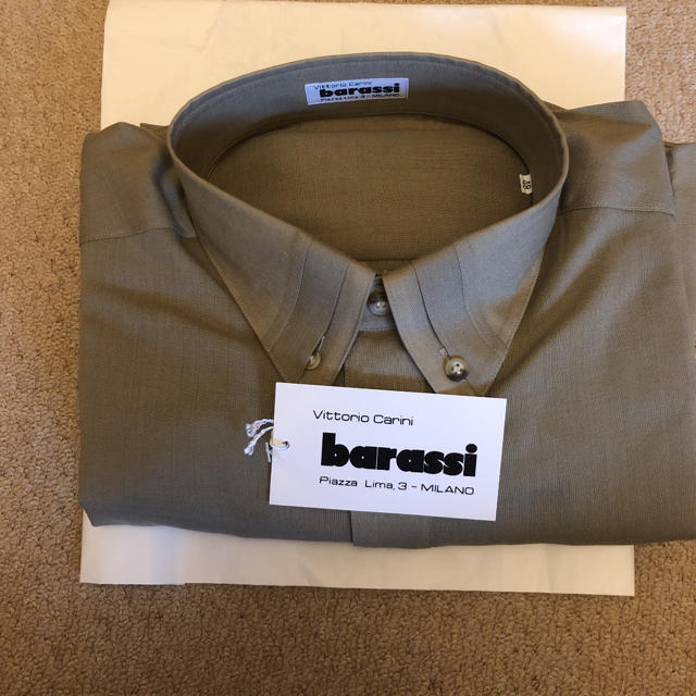 Barassi(バラシ)のbarassi MILANO シャツ レディースのトップス(シャツ/ブラウス(長袖/七分))の商品写真