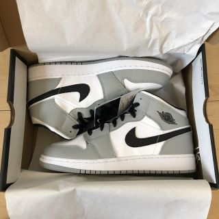 ナイキ(NIKE)のNIKE AIR JORDAN 1 MID(スニーカー)