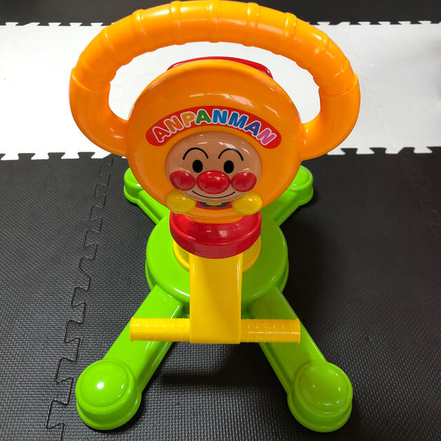 アンパンマン  ゆらゆらロッキング キッズ/ベビー/マタニティのおもちゃ(ベビージム)の商品写真