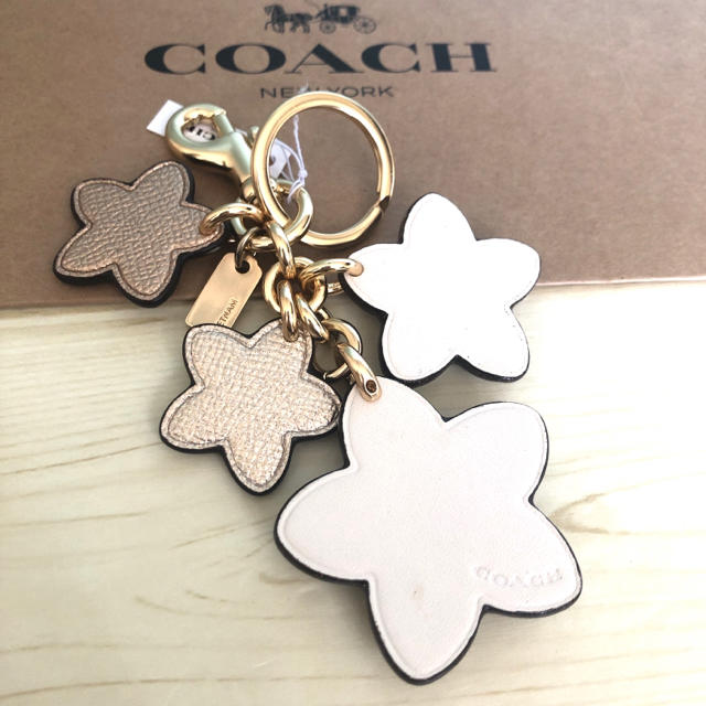 コーチCOACH チャーム キーホルダー バッグ ロゴ 花