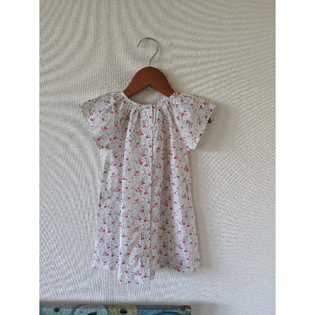 PETIT BATEAU(プチバトー)のAM様専用タグ付き。プチバトー　ワンピース86cm キッズ/ベビー/マタニティのベビー服(~85cm)(ワンピース)の商品写真