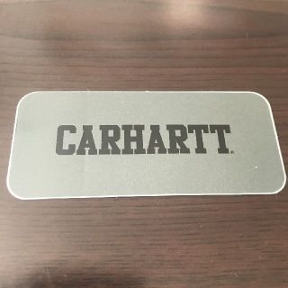 カーハート(carhartt)の(縦4.2cm横10cm)carharttステッカー カーキ✖ブラック(その他)