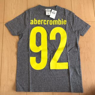 アバクロンビーアンドフィッチ(Abercrombie&Fitch)のabercrombie kids Tシャツ　新品(Tシャツ/カットソー)