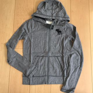 アバクロンビーアンドフィッチ(Abercrombie&Fitch)のabercrombie kids パーカー　新品(ジャケット/上着)