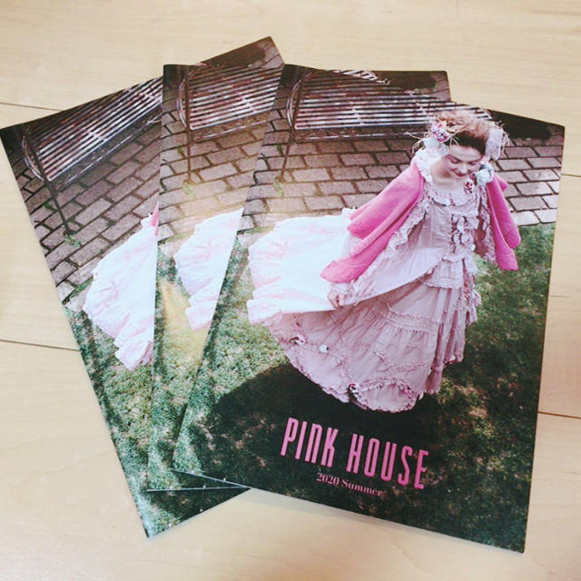 PINK HOUSE(ピンクハウス)のピンクハウス 2020Summerカタログ エンタメ/ホビーの雑誌(ファッション)の商品写真