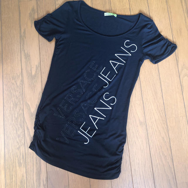 VERSACE(ヴェルサーチ)のVERSACE JEANS Tシャツ☆限定お値下げ☆ レディースのトップス(Tシャツ(半袖/袖なし))の商品写真