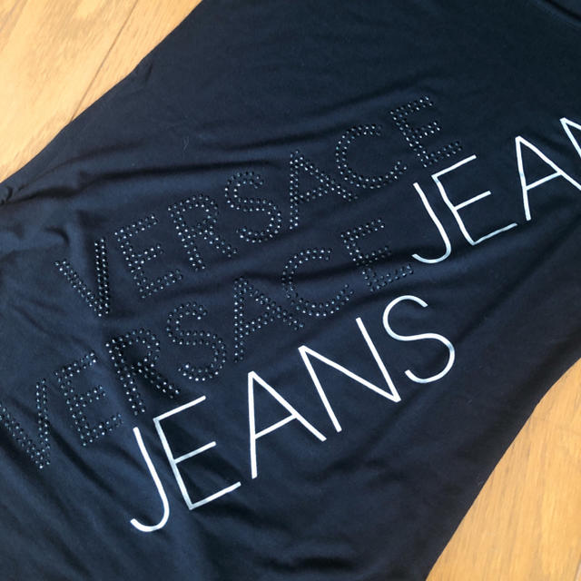 VERSACE(ヴェルサーチ)のVERSACE JEANS Tシャツ☆限定お値下げ☆ レディースのトップス(Tシャツ(半袖/袖なし))の商品写真