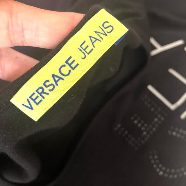 VERSACE(ヴェルサーチ)のVERSACE JEANS Tシャツ☆限定お値下げ☆ レディースのトップス(Tシャツ(半袖/袖なし))の商品写真