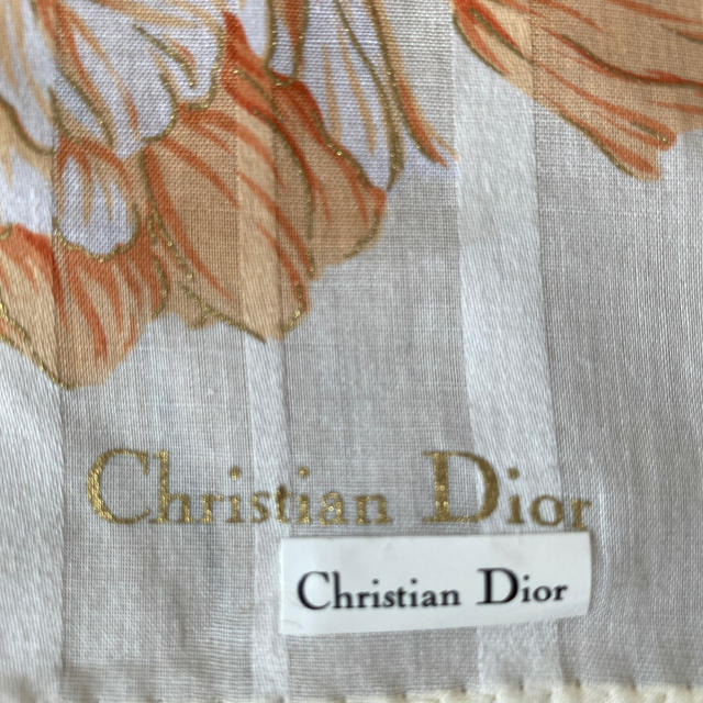 Christian Dior(クリスチャンディオール)の未使用⭐︎クリスチャンディオール　ハンカチ レディースのファッション小物(ハンカチ)の商品写真