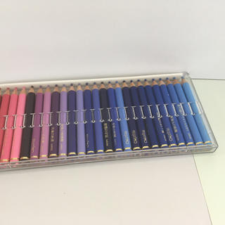 フェリシモ(FELISSIMO)のフェリシモ　色鉛筆　25色(色鉛筆)