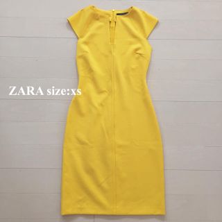 ザラ(ZARA)のZARA ザラ タイトワンピース xs 黄色 フレンチスリーブ(ひざ丈ワンピース)