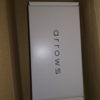 フジツウ(富士通)のarrows　M05(スマートフォン本体)