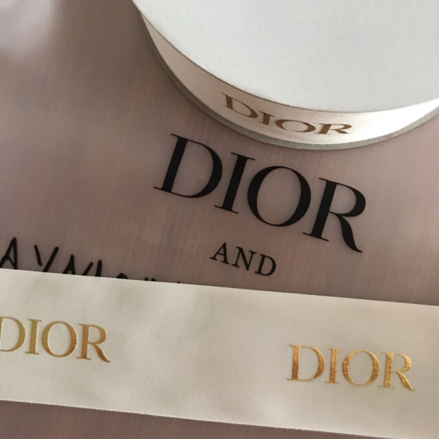 Dior(ディオール)の幅広‼︎ディオール  リボン　3m インテリア/住まい/日用品のオフィス用品(ラッピング/包装)の商品写真