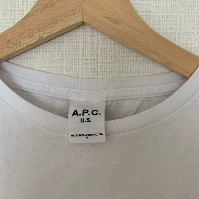 A.P.C(アーペーセー)のAPC USA ロゴ　Tシャツ　レディース　M レディースのトップス(Tシャツ(半袖/袖なし))の商品写真