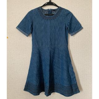 ギャップ(GAP)のGAP KIDS 刺繍ワンピース  150 デニム　ダンガリー(ワンピース)