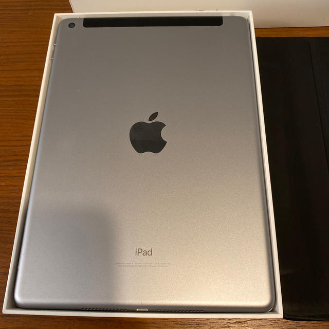 iPad 9.7 128GB wifi セルラー SIMフリー - 2