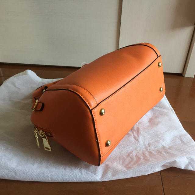 DURAS(デュラス)のDURASオレンジショルダーBAG レディースのバッグ(ショルダーバッグ)の商品写真